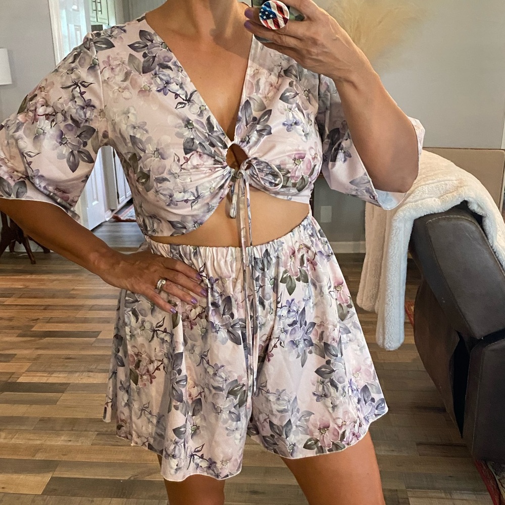 Stanib purple floral print silky feel romper XL